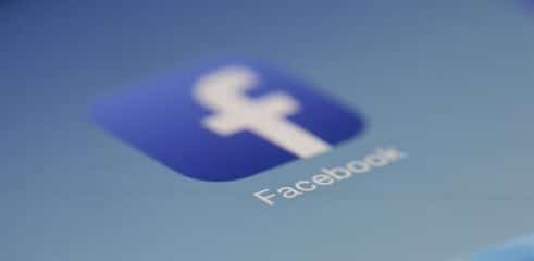 Facebook: Un nouveau format pour l'affichage des vidéos sur mobile ?